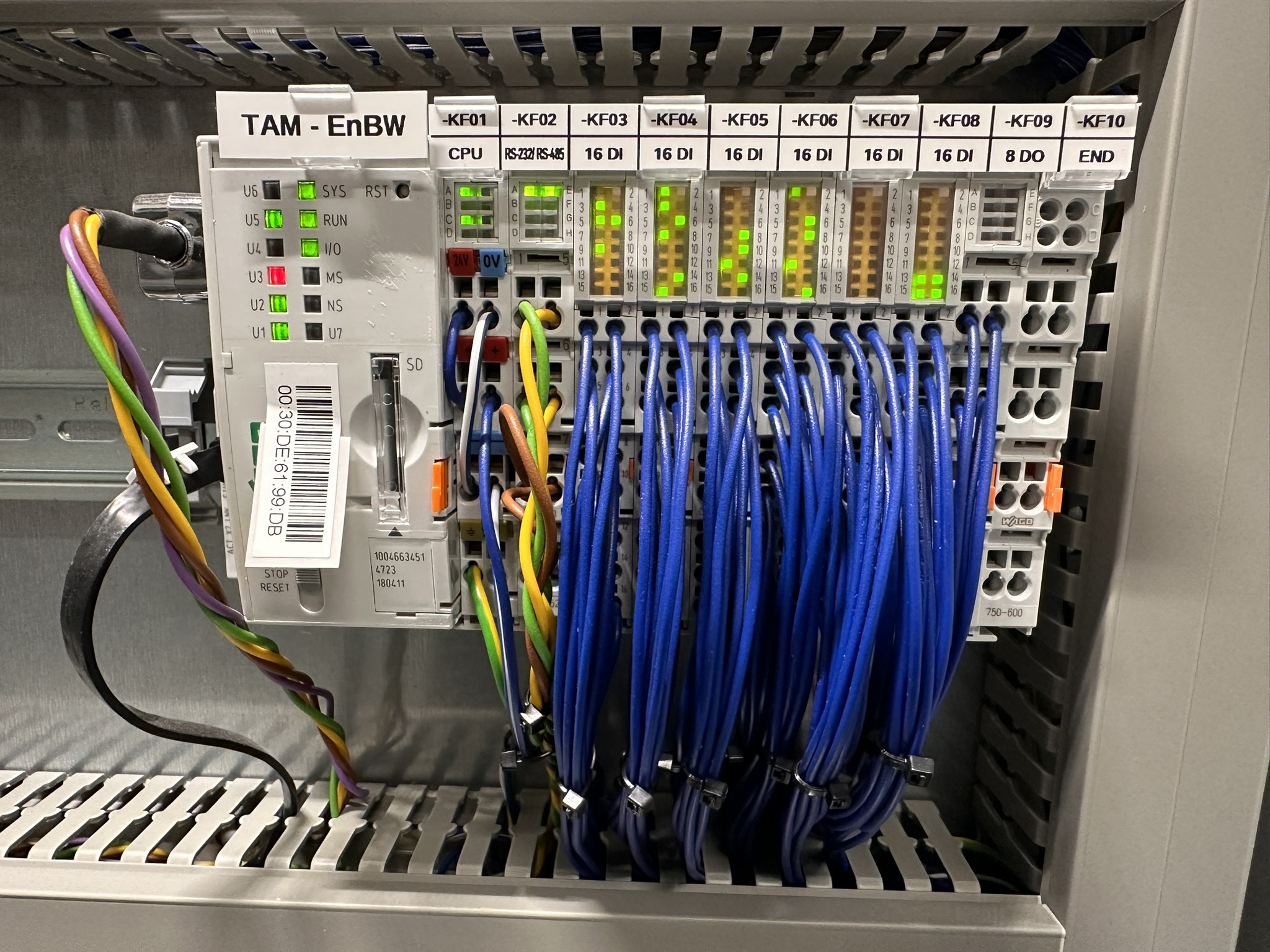 EZA-Regler und Leittechnik – Regelungstechnik für normkonformen Netzbetrieb